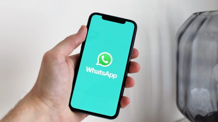 Kenapa WhatsApp Tidak Bisa di Update Berikut Alasan dan Solusinya